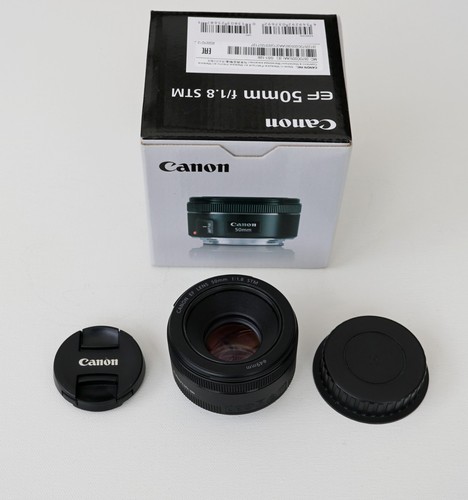 Canon 50mm 8 stm - f/1.8,